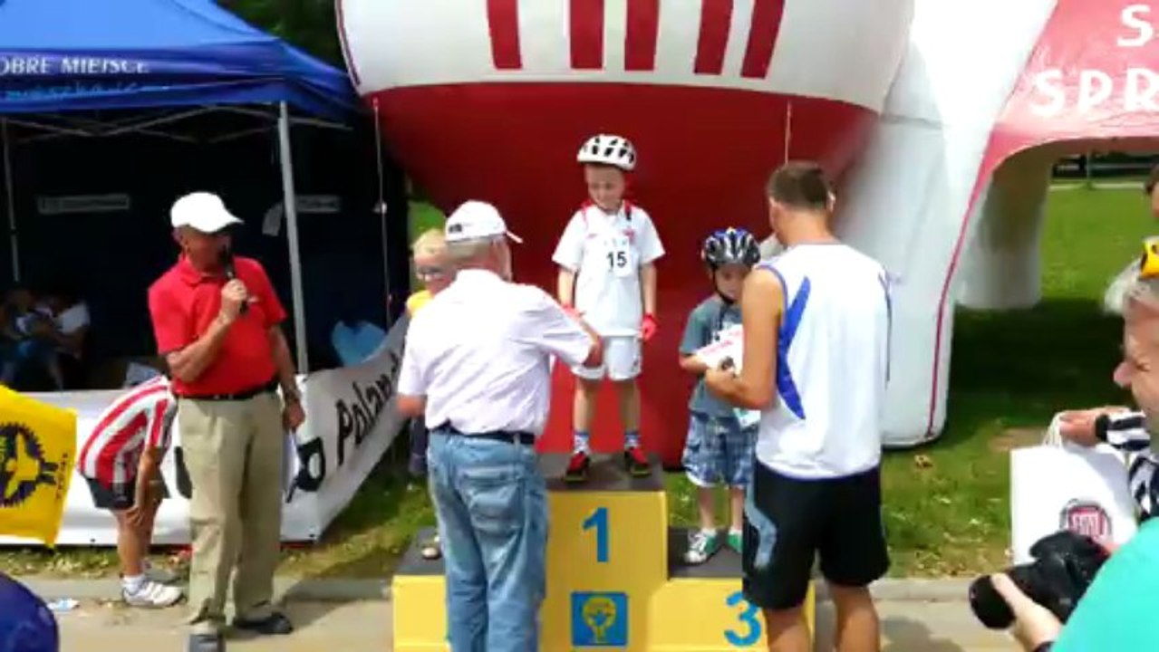 Bartłomiej Bilgoń I Miejsce w II Tyskim Wyścigu Kolarskim pod Żyrafą 2013 - ogłoszenie wyników PODIUM I Miejsce