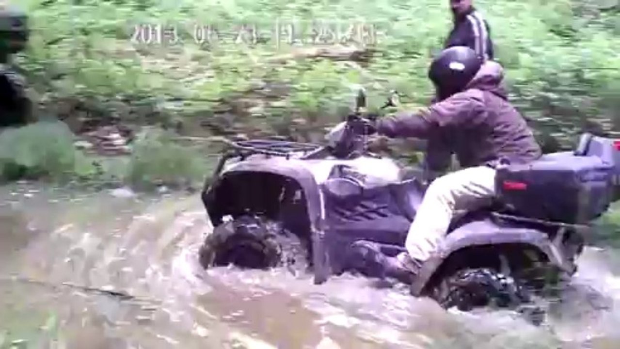 trou d'eau, grizzly et kymco