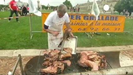 French farmers protest over animal feed costs