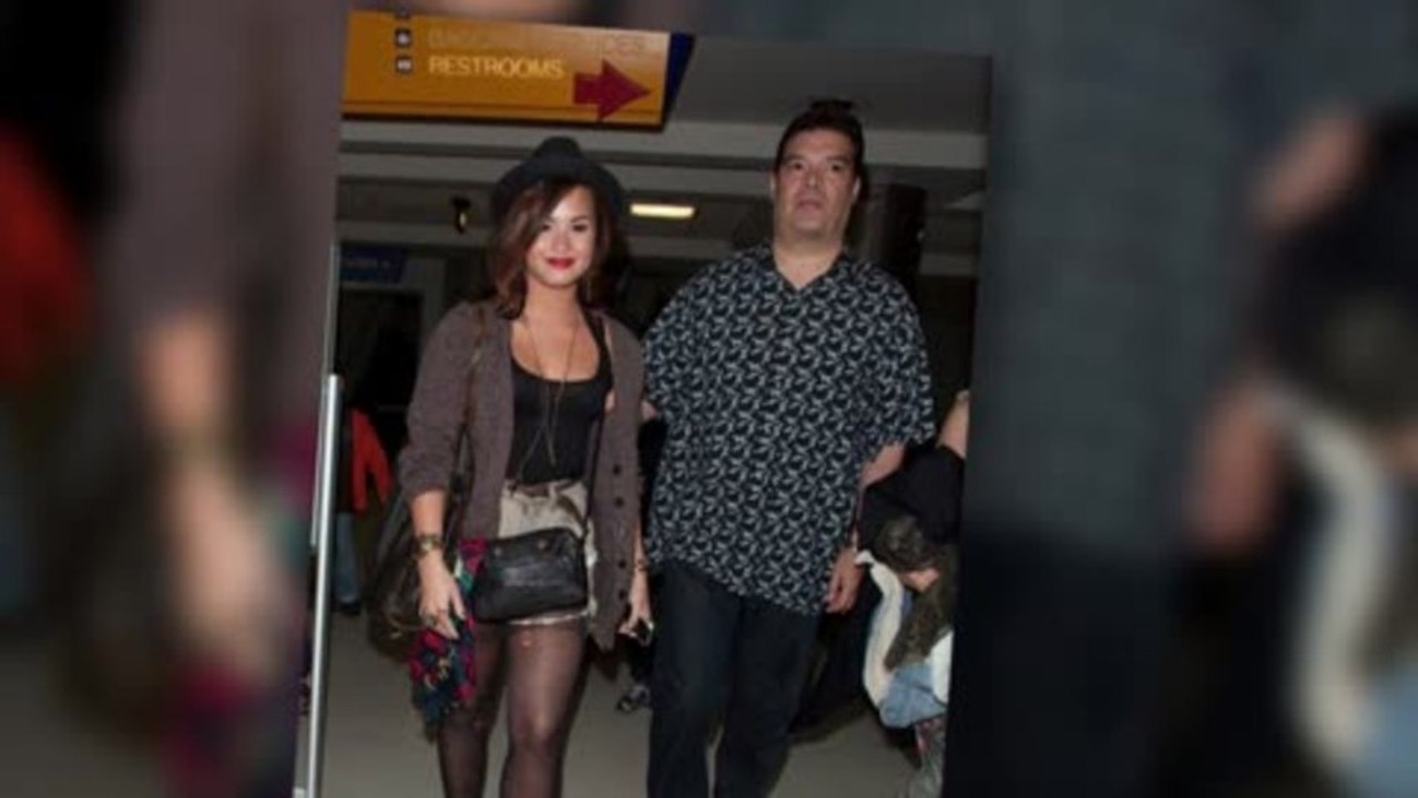 Demi Lovato's Dad Passes Away