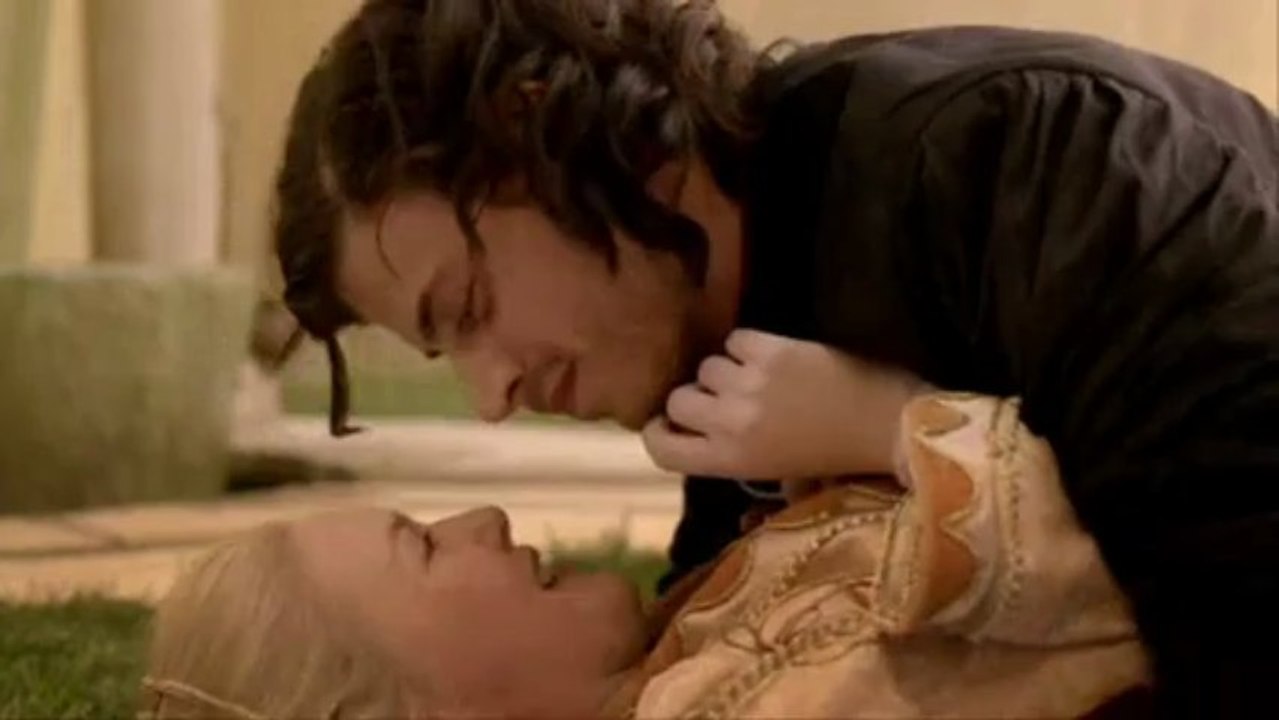 Cesare/Lucrezia Scenes - 1.01 - The Poisoned Chalice