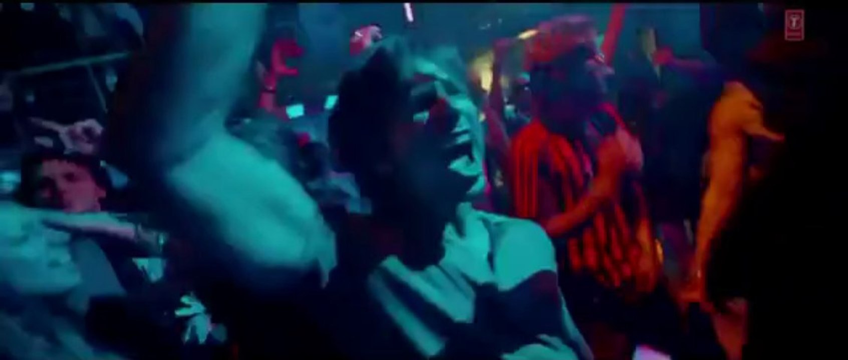 Dhan Te Nan Full Song - Kaminey - Shahid Kapoor, Priyanka Chopra - YouTube