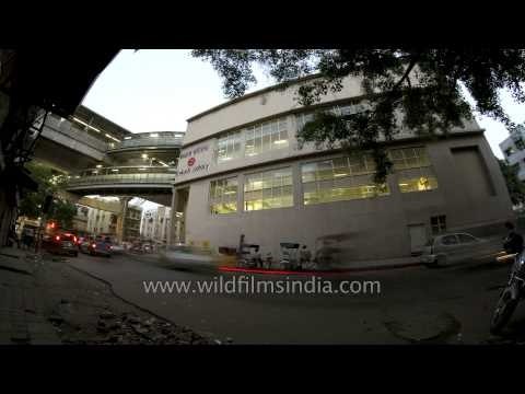 Rapidly moving traffic near Kailash Colony