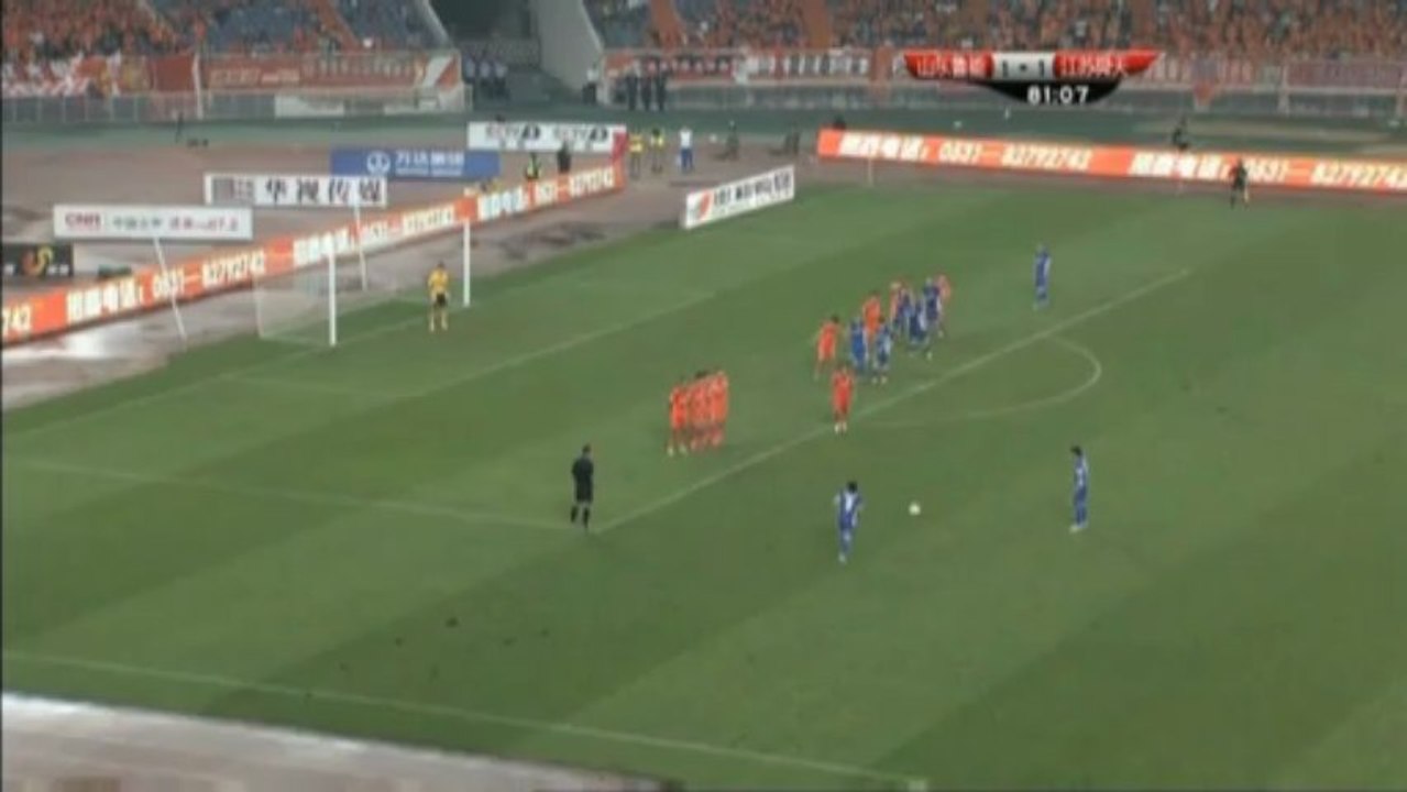 CSL: Standardgott! Jiangsu Saintys Lu Bofei zweimal unnachahmlich