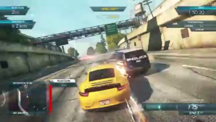 下载视频: Need for Speed Most Wanted 2012 - Porsche 911 Carrera S vs Koenigsegg Agera R