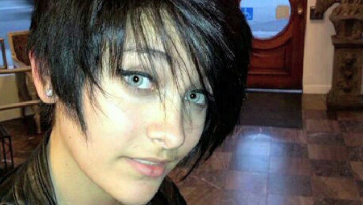Paris Jackson CRIED Out For HELP Before Dark Depression