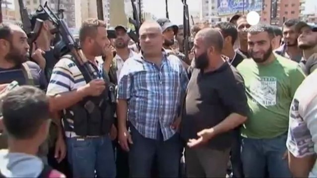 Libano: scontri sunniti-esercito, decine di vittime