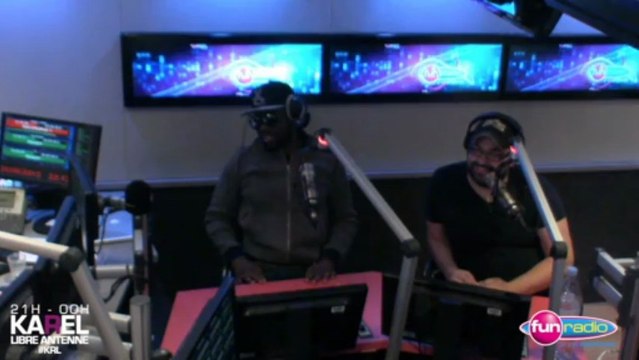 Fred Testot chante devant Maitre Gims