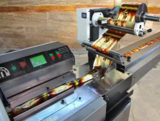 pillow packing machine