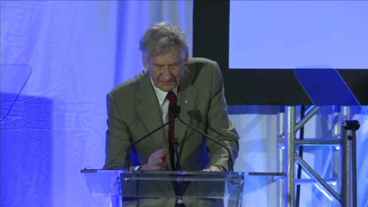 Michael Maclear accepts the Lifetime Achievement Award