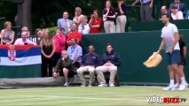 Novak Djokovic imite Maria Sharapova avec son petit ami !
