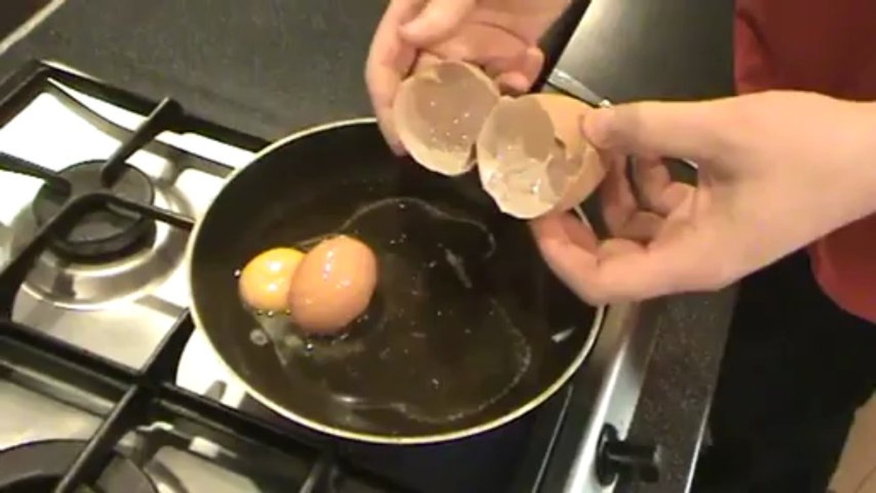 Biggest Chicken Egg in the World, Maybe