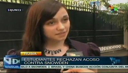Estudiantes rusos rechazan acoso de Washington contra Snowden