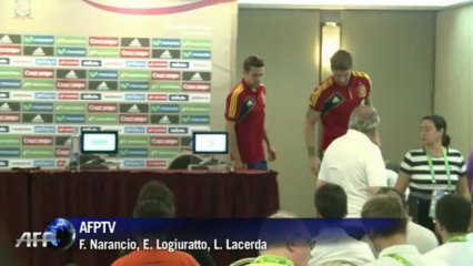 Espanha nega festa com mulheres