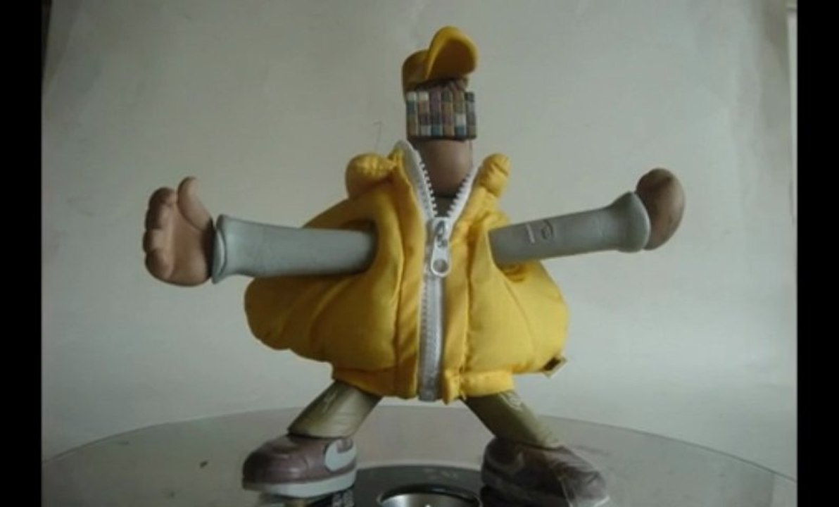 Blow Grand Presents Hong Kong Artist Michael Lau's creation - mr.ba