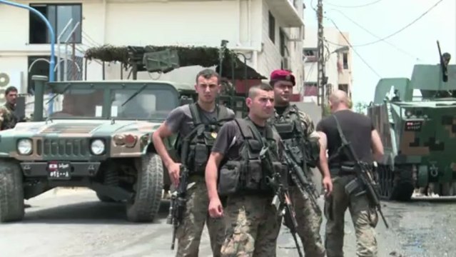 Lebanon forces hunt Sunni cleric after deadly clashes