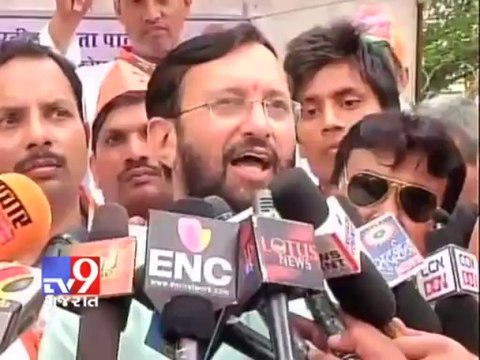 Tv9 Gujarat - Uttarakhand floods : Ban for Narendra Modi , not for Rahul Gandhi