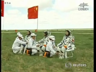 Chine : atterrissage en douceur pour les trois "taïkonautes"