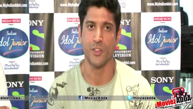 Farhan Akhtar Promotes Bhaag Milka Bhaag On Indian Idol Junior !