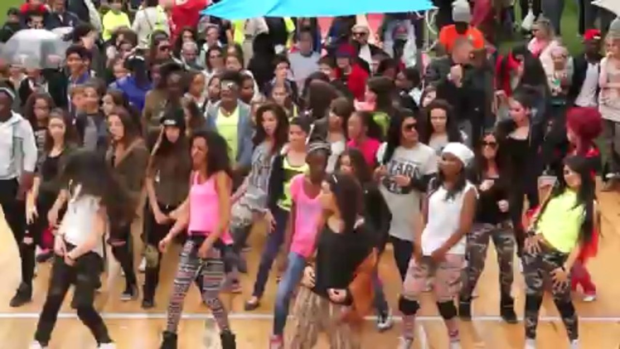 Le FLASHMOB de la fête de l'été 2013