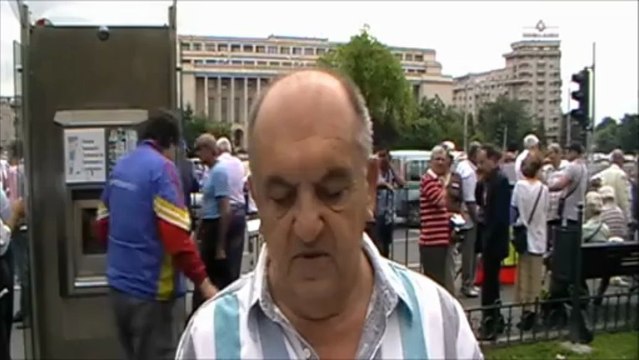 Revolutionari Romani Protestand - Guvernul Romaniei(26.Iunie.2013)(1)