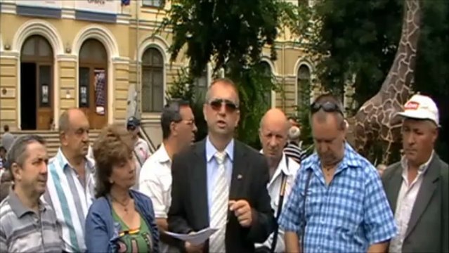 Revolutionari Romani Protestand - Guvernul Romaniei(26.Iunie.2013)(2)