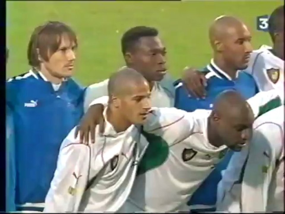 Cameroun - Sélection de l'amitié, hommage à Marc-Vivien Foé (résumé)