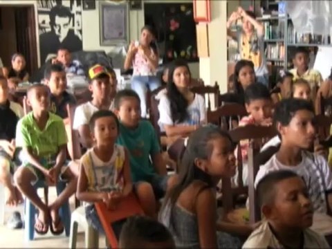 Los niños del municipio de Montelíbano disfrutaron de una tarde de cineclub gracias a la secretaria de cultura municipal y departamental