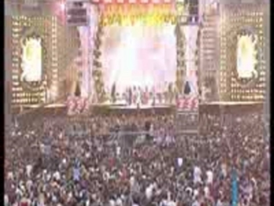 Lorie - Sur un air latino