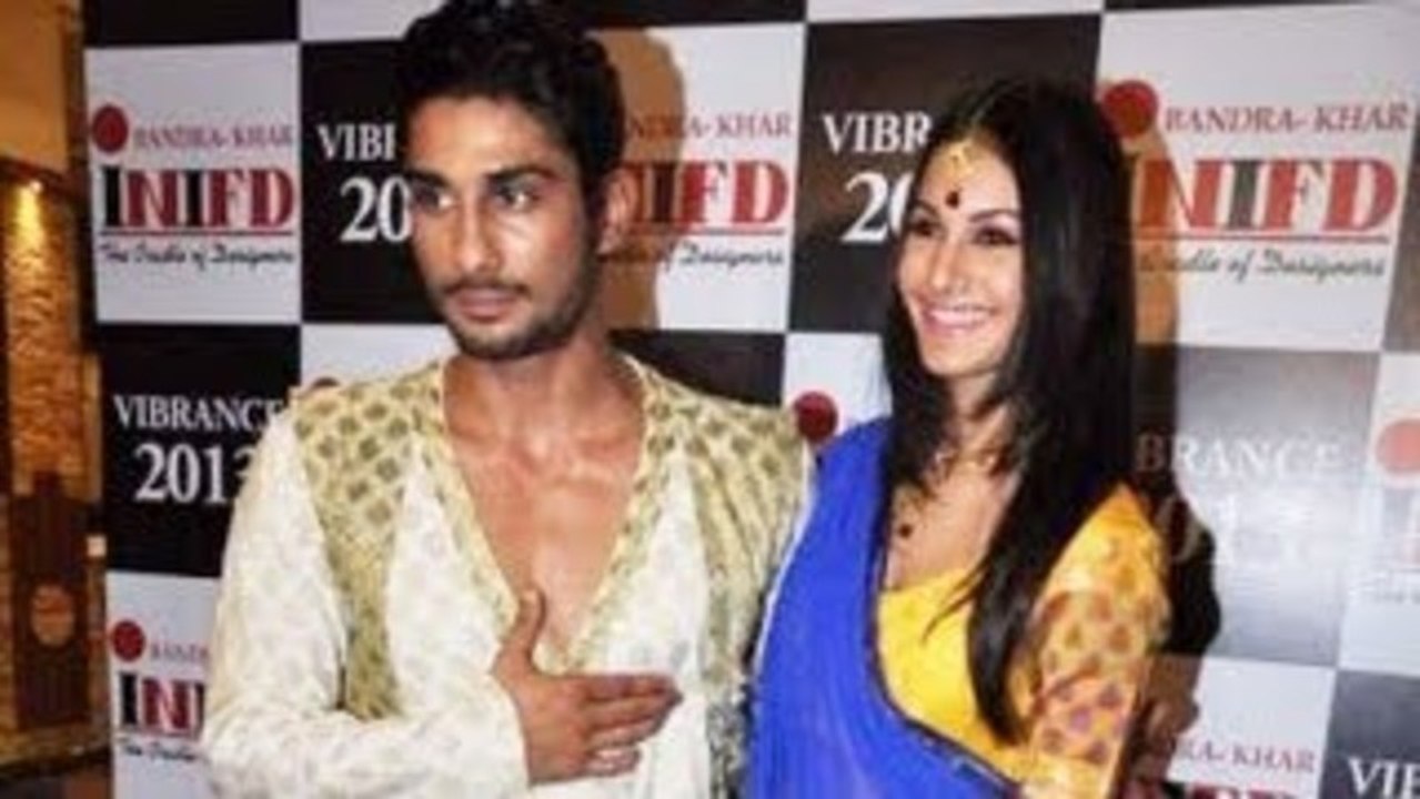 Prateik Babbar and Amyra Dastur promote 'Issaq' at 'Vibrance 2013' fashion show