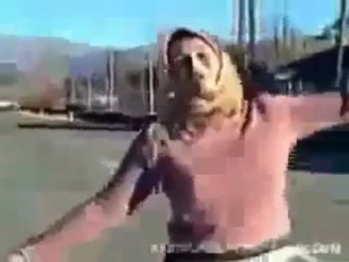 Apaçi teyze   Acayip koreografili dans