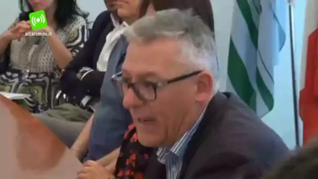 Atto vandalico bagno 71, Riccione respinge l'intimidazione