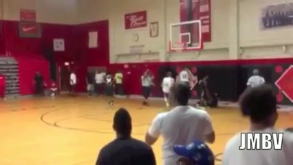 Poster dunk énorme de Christian Terrell