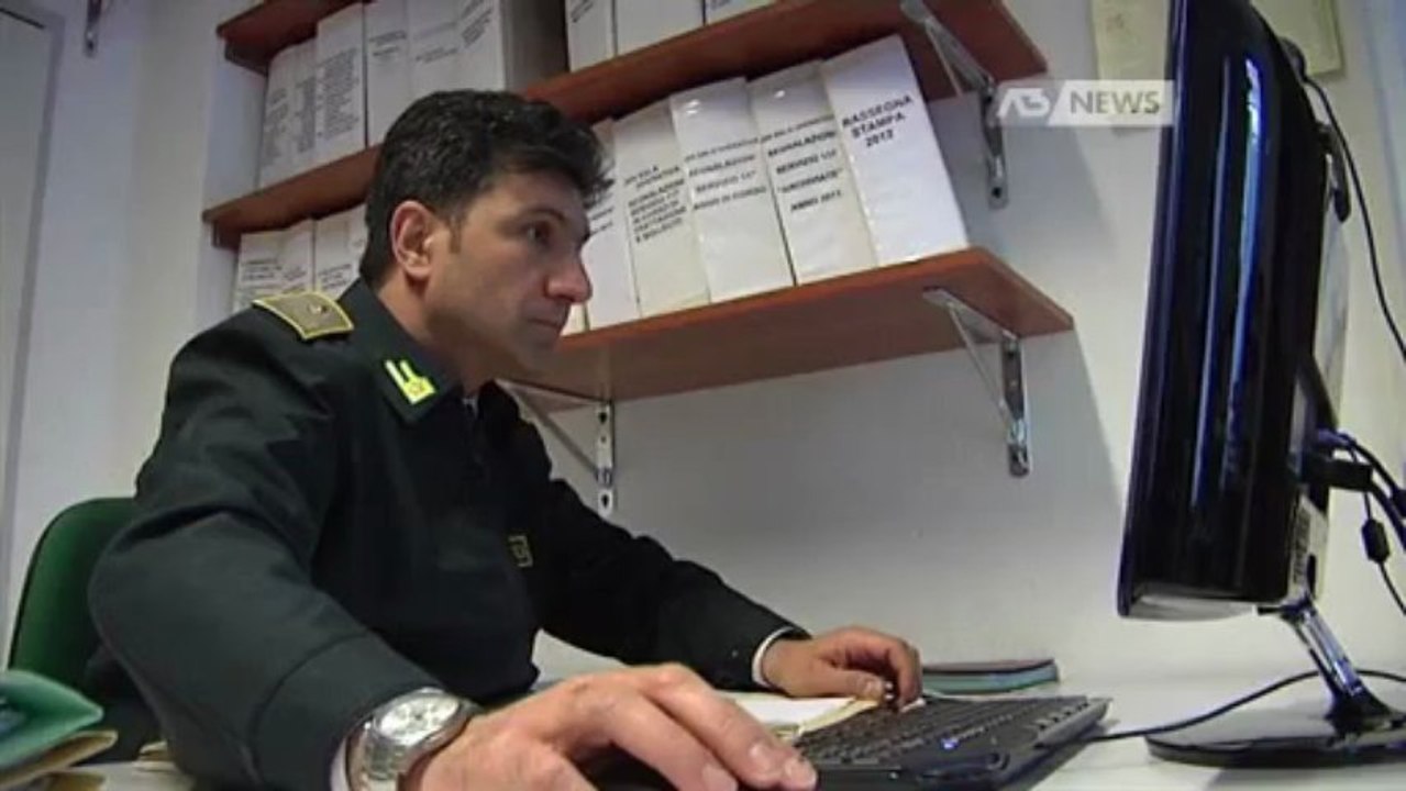 FALSI POVERI, LISTA LUNGA