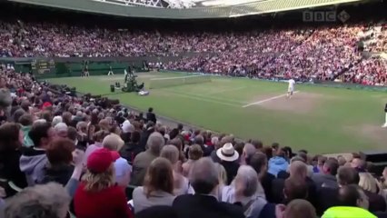 Roger Federer - Top 10 ridiculous points under pressure (HD) (HD)