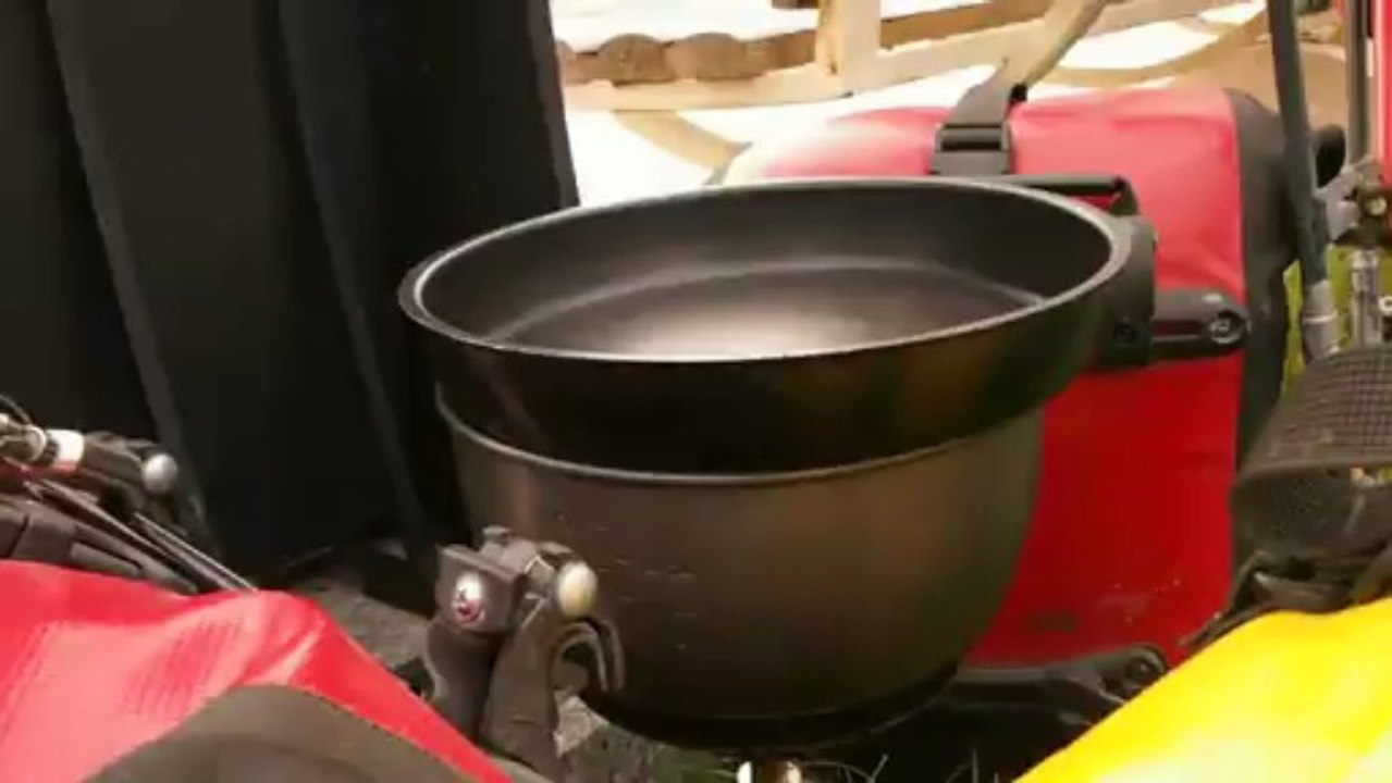 Roues-Libres / Mariage vs noodles - Kazakhstan