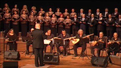 Evlerinin önü mersin