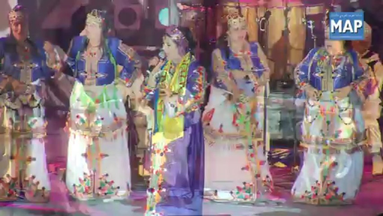 الفنانة تباعمرانت في موعد فني مع جمهور مهرجان تيميتار بأكادير