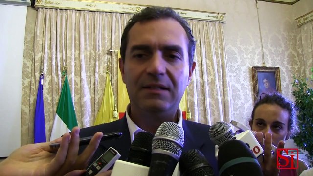 Napoli - L'Osservatorio sui Beni Comuni -1- (26.06.13)