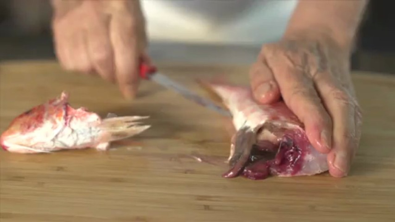 Filets de rougets, mousseline de pommes de terre à l’huile d’olive de Nyons AOP - Reine Sammut