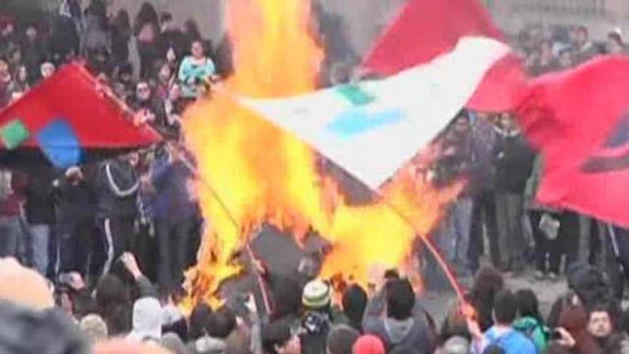 Student unrest sweeps Chile