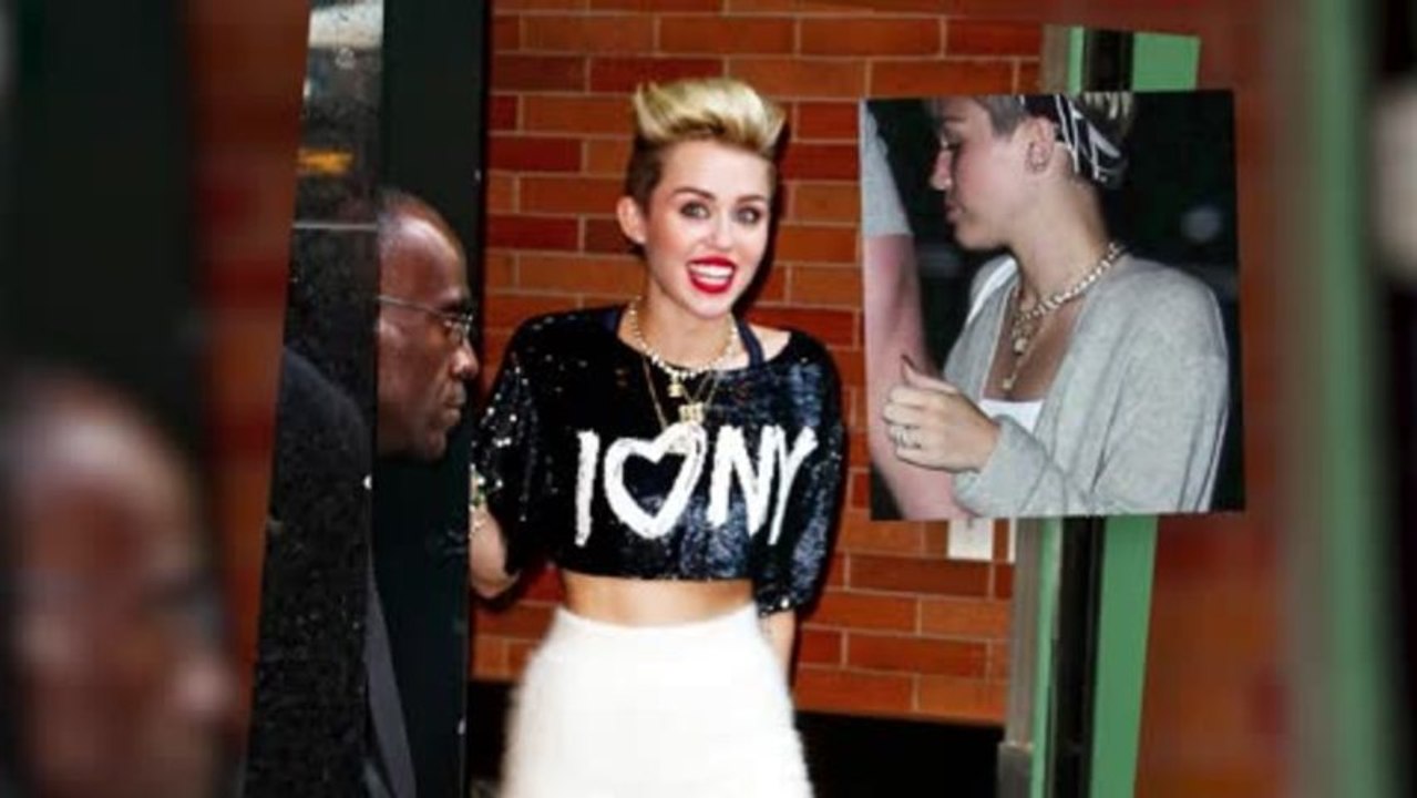Miley Cyrus zeigt gerne ihren Finger