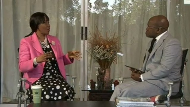 Nelson Mandela’s eldest daughter blasts media as ‘vultures'