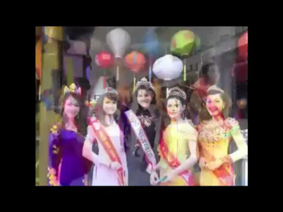 PHỐ CỔ HỘI AN ĐÊM CK CUỘC THI HOA HẬU CÁC DÂN TỘC VN 2013