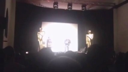 ALAIN SORAL DÉCORÉ DU FION DE HAMSTER PAR DIEUDONNÉ