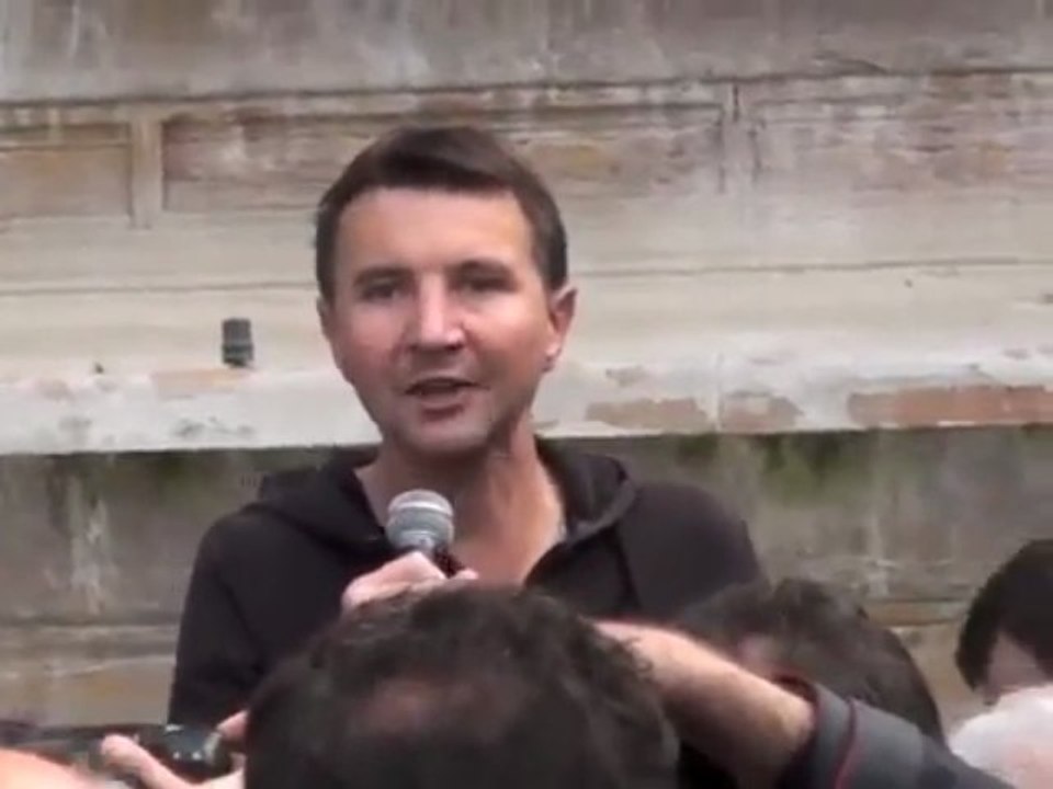 Menteur et bouffon NPA Olivier Besancenot