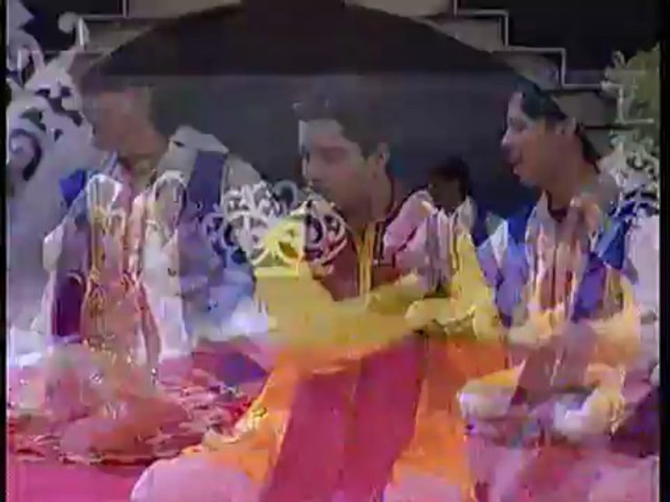 Chilman Se Nikalkar Saamne Aa [Full Song] Mohabbat Bhara Koi Paigam De- Qawwalies From Films- Vol.4