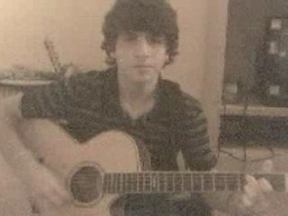 moiiiii behind blue eyes