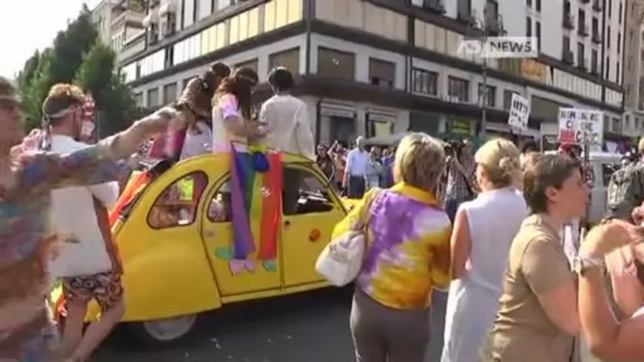 NOZZE GAY, CITTADINI DIVISI