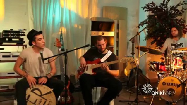 Can Bonomo - Bana Bir Saz Verin